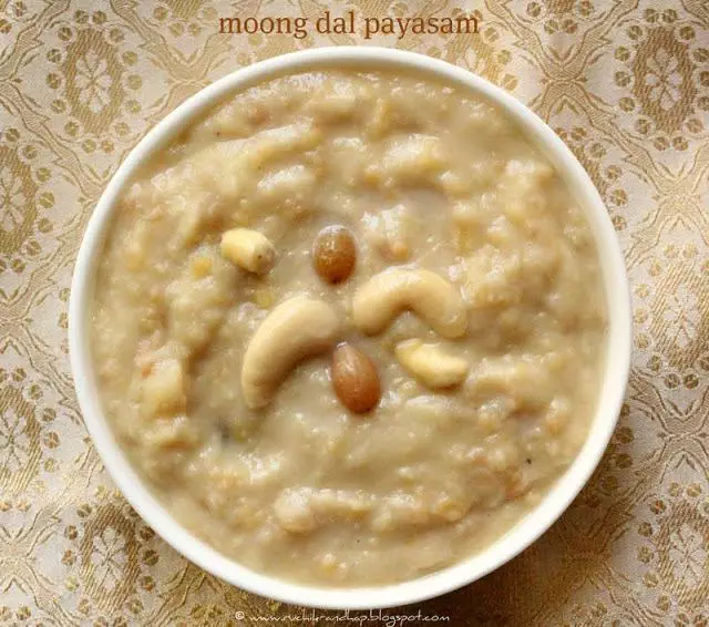 Vorn (Split Green Gram Pudding/Moong Dal Payasam) - Ruchik Randhap